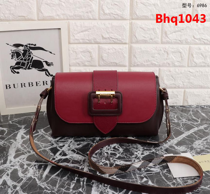 BURBERRY巴寶莉 18早春新款 B家搭扣單肩包 6986  Bhq1043