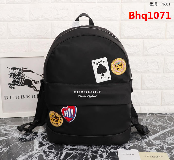 BURBERRY巴寶莉 新款 皇冠勳章裝飾 雙肩背包 流水線最新訂單 旅遊必備品 3681  Bhq1071
