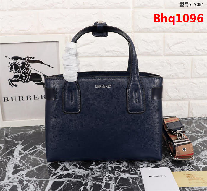 BURBERRY巴寶莉 小號 馬術風格 皮革班納手袋 可手提肩背 9381  Bhq1096