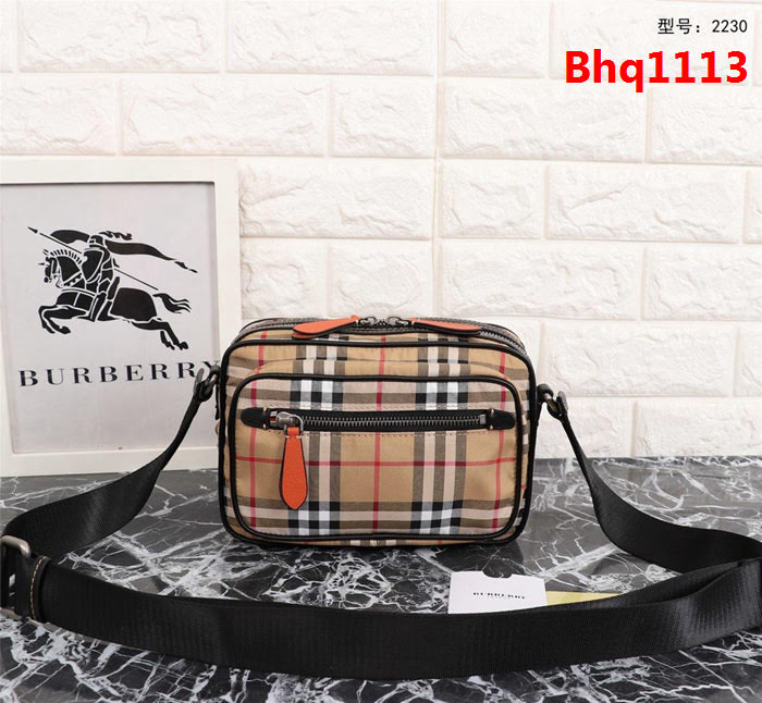 BURBERRY巴寶莉 Vintage復古格紋 斜背包 相機包  Bhq1113