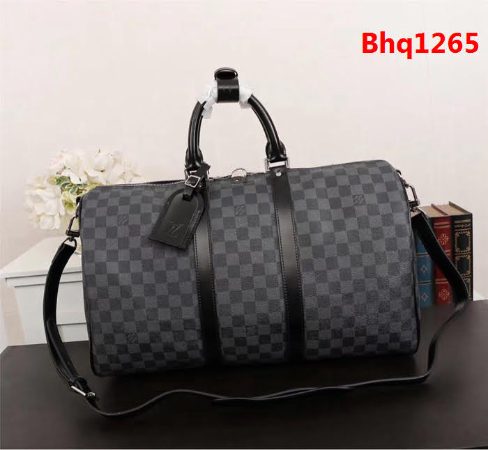 LV路易威登 經典款 原版旅行箱包 男女同款  Bhq1265