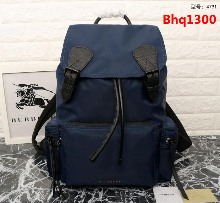 BURBERRY巴寶莉 The Rucksack 男士中號軍旅背包 防雨功能 4791  Bhq1300