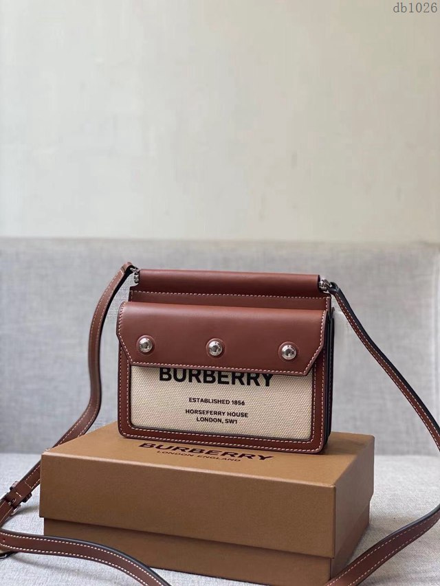 Burberry專櫃新款女包 白色帆布拼接小牛皮巴寶莉單肩斜挎包  db1026