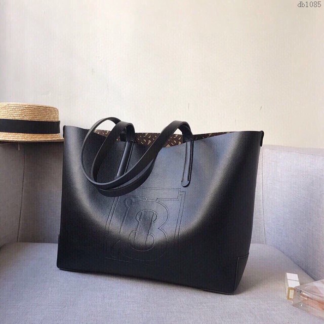 Burberry專櫃新款女包 大號Burberry壓花徽章 巴寶莉敞口托特包  db1085