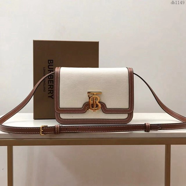 Burberry專櫃新款女包 巴寶莉雙色帆布TB小號斜挎包單肩包  db1149