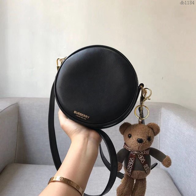 Burberry專櫃新款女包 巴寶莉黑色單肩包精巧的圓Louise路易絲包  db1184