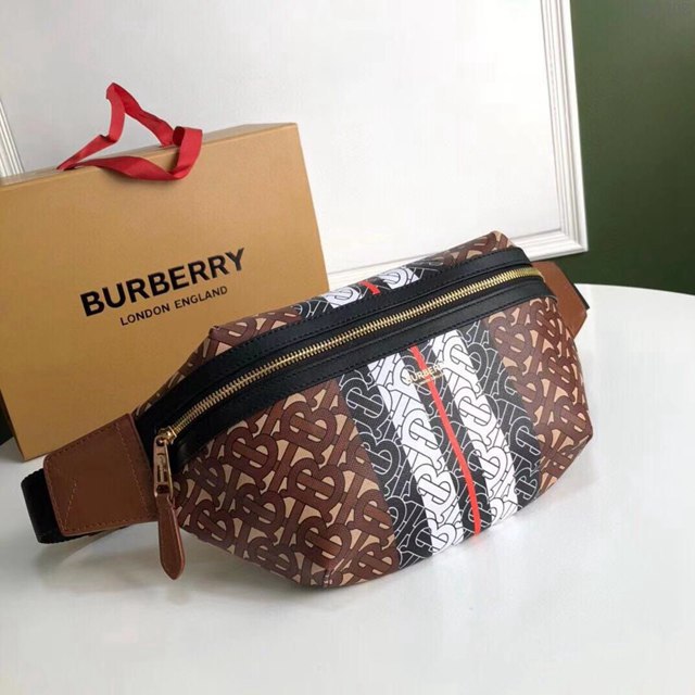 Burberry專櫃新款腰包 巴寶莉專屬標識條紋腰包挎包胸包  db1208