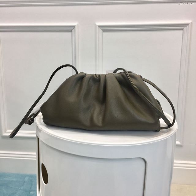 Bottega Veneta女包 98057 2019最火 寶緹嘉The pouch雲朵包 BV單肩包  gxz1037