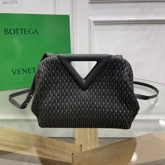 Bottega veneta高端女包 8546B BV寶緹嘉2021包包最新triangle倒三角手提單肩斜挎包三角包  gxz1279