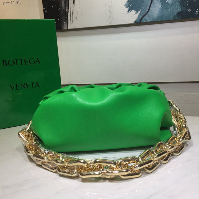 Bottega veneta高端女包 98078 寶緹嘉The pouch手拿肩背包 BV經典款鏈雲條朵包  gxz1291