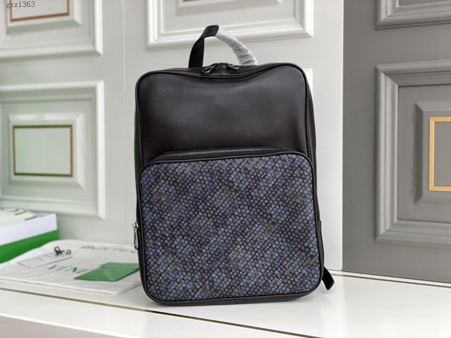 Bottega veneta高端男包 98049 寶緹嘉原廠進口牛皮男士後背包 BV經典款黑色雙肩包  gxz1363