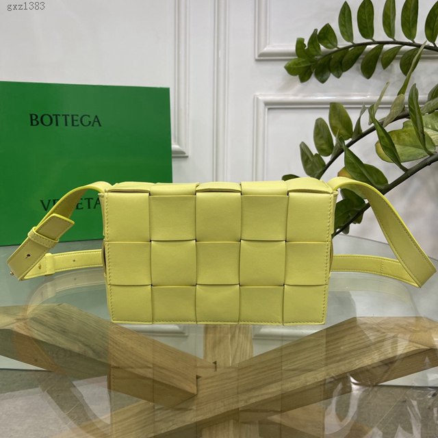 Bottega veneta高端女包 KF0017 寶緹嘉Cassette肩背女包 BV新款放大編織斜挎包  gxz1383