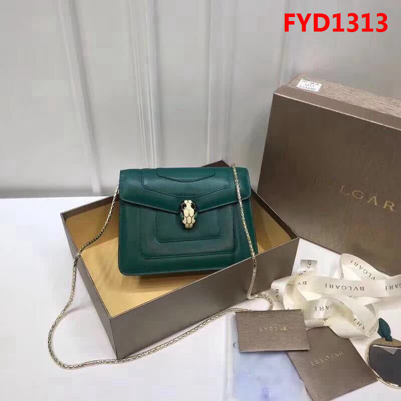 BVLGARI寶格麗 專櫃新款 蛇頭扣環 單層蛇頭包 鏈條單肩斜挎包 祖母綠 B283558 FYD1313
