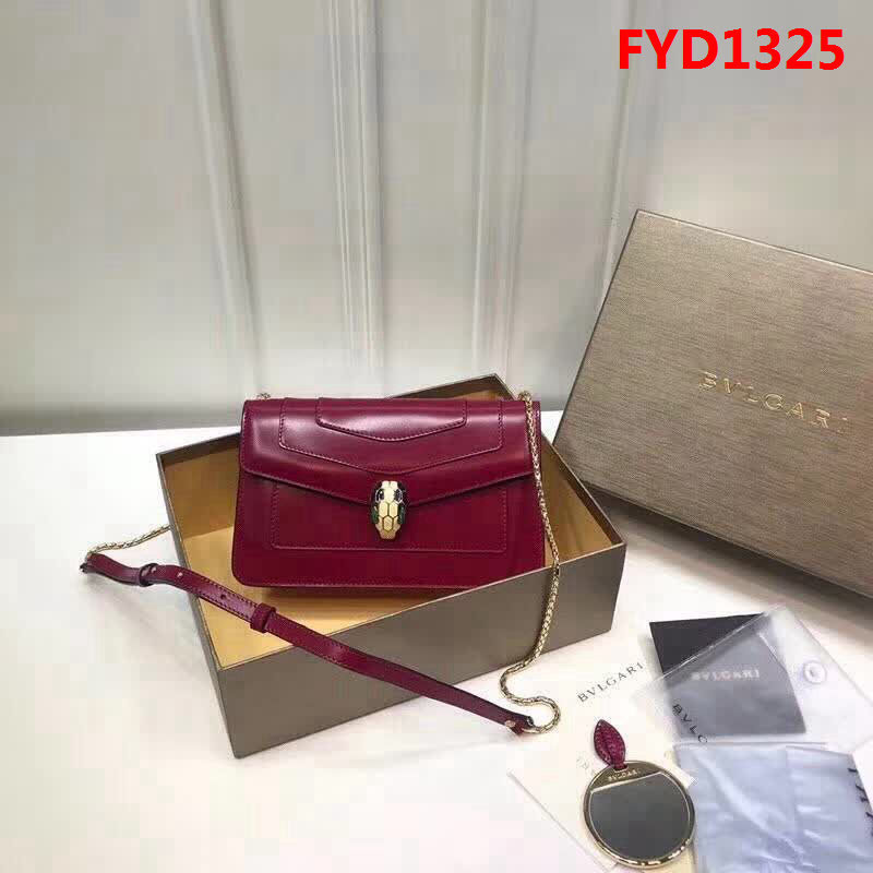 BVLGARI寶格麗 專櫃新款 蛇頭扣環 單層蛇頭包 鏈條單肩斜挎包 B39174 FYD1325
