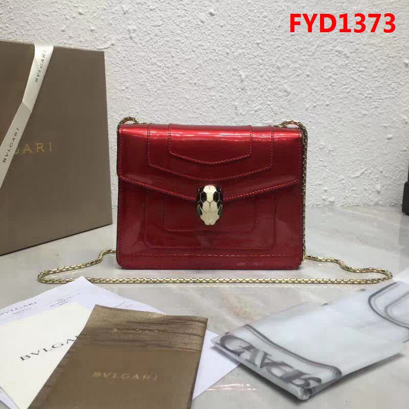 BVLGARI寶格麗 漆皮系列 小號 時尚 鏈條單肩斜挎包 34559 FYD1373