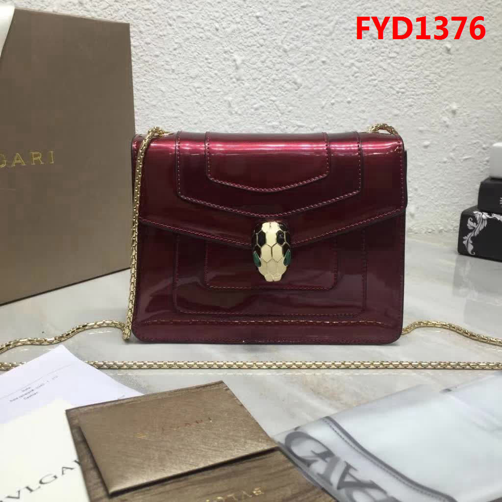 BVLGARI寶格麗 漆皮系列 小號 時尚 鏈條單肩斜挎包 34559 FYD1376