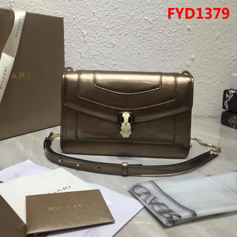 BVLGARI寶格麗 漆皮系列 時尚百搭 單層單鏈 單肩斜挎包 39174 FYD1379