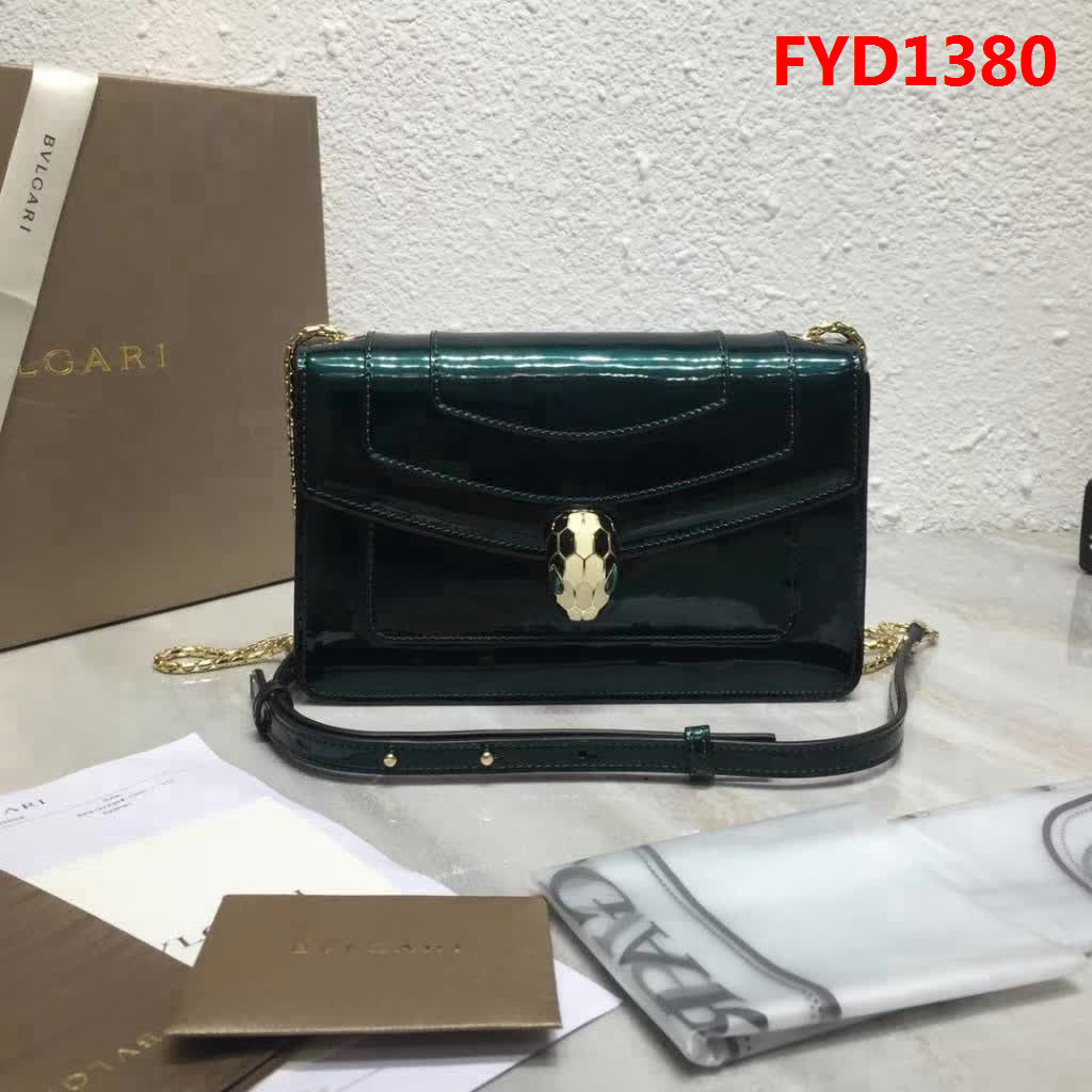 BVLGARI寶格麗 漆皮系列 時尚百搭 單層單鏈 單肩斜挎包 39174 FYD1380