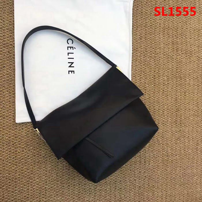 CELINE賽琳原單 夾子系列 牛皮肩背包 SL1555