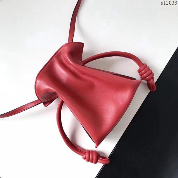LOEWE女包 原單品質 最新mini小福袋 綿羊皮 羅意威單肩斜挎包  sl2038