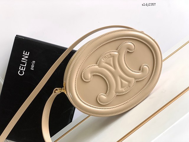 Celine專櫃2022新款OVAL CUIR TRIOMPHE大光滑牛皮革橢圓形手袋 賽琳大月餅包 sldj2357