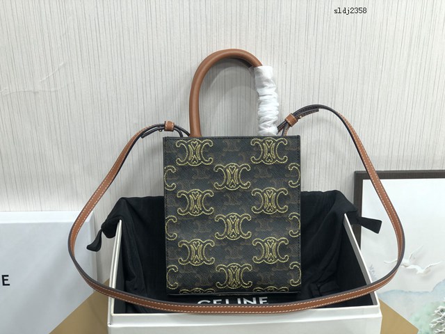 Celine專櫃2022新款膠囊系列mini托特包 賽琳CABAS迷你標誌印花心形刺繡豎款手袋 sldj2358
