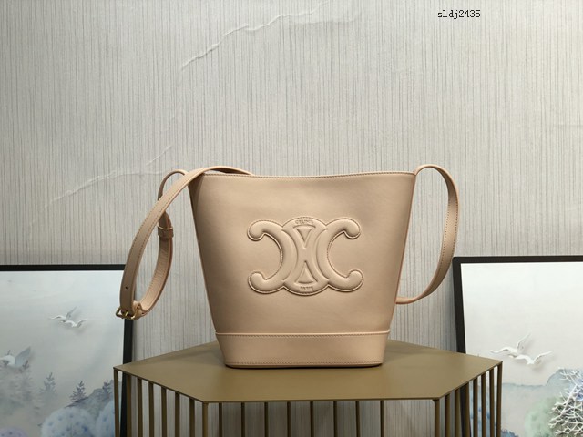 Celine專櫃2023s春夏新品CUIR TRIOMPHE小號繡花光滑牛皮水桶包 賽琳百搭斜挎肩背女包 sldj2435