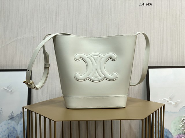 Celine專櫃2023s春夏新品CUIR TRIOMPHE小號繡花光滑牛皮水桶包 賽琳百搭斜挎肩背女包 sldj2437
