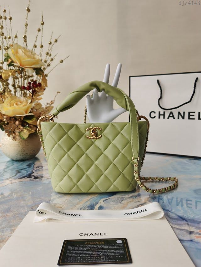 Chanel女包 香奈兒專櫃最新款羊皮金屬鏈條裝飾把柄桶包 Chanel手拎斜挎鏈條包  djc4143