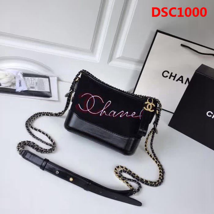 香奈兒CHANEL *Gabrielle 2018巴黎漢堡系列羊毛刺繡簽名流浪包 DSC1000