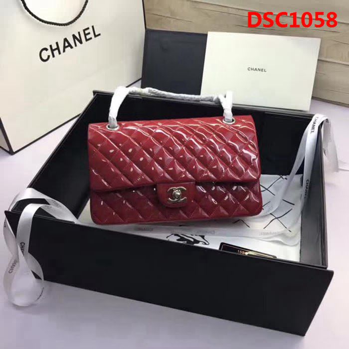 香奈兒CHANEL 升級版A1112小羊皮金銀鏈條單肩斜挎包 DSC1058