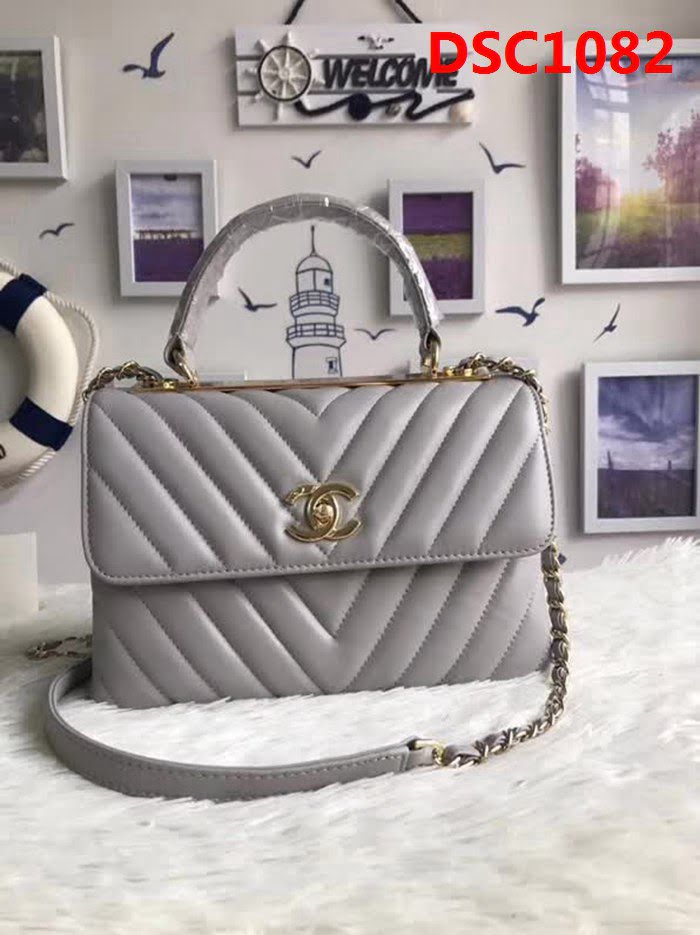 香奈兒CHANEL 92236 V格2018秋冬小羊皮手提肩背斜背鏈條包 DSC1082