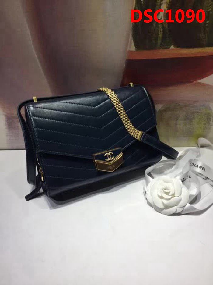 香奈兒CHANEL57491CHANEL 2018新品漢堡系列專櫃最新版肩背斜跨晚宴包 DSC1090