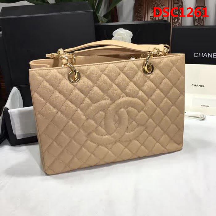 香奈兒CHANEL 50995 經典系列 魚子醬牛皮時尚休閒手提單肩包 DSC1261