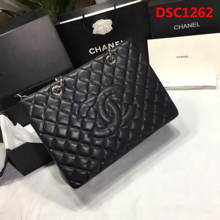 香奈兒CHANEL 50995 經典系列 魚子醬牛皮時尚休閒手提單肩包 DSC1262