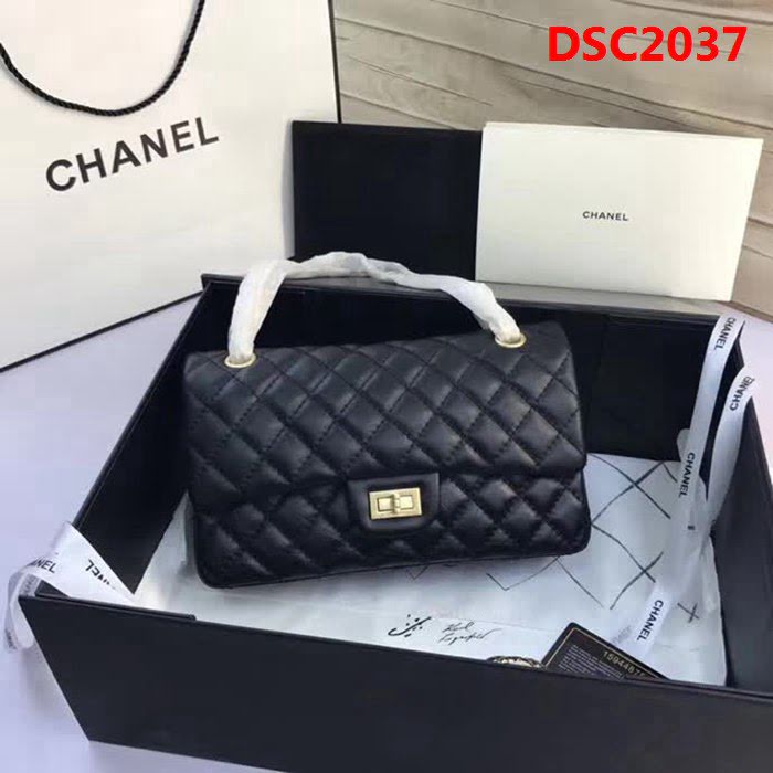 香奈兒CHANEL 225 進口大象紋胎牛皮金銀扣單肩斜挎鏈條包 DSC2037