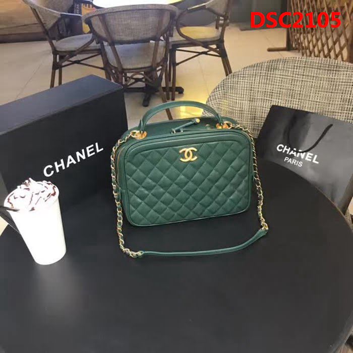 香奈兒CHANEL 57906 正品開發2018新款化妝包手提肩背鏈條包 DSC2105