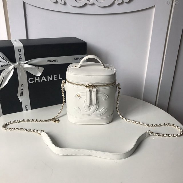 Chanel女包 AS0323 2019 vintage早春新款 香奈兒大雙C手提水桶化妝包 香奈爾鏈條女挎包  djc2827