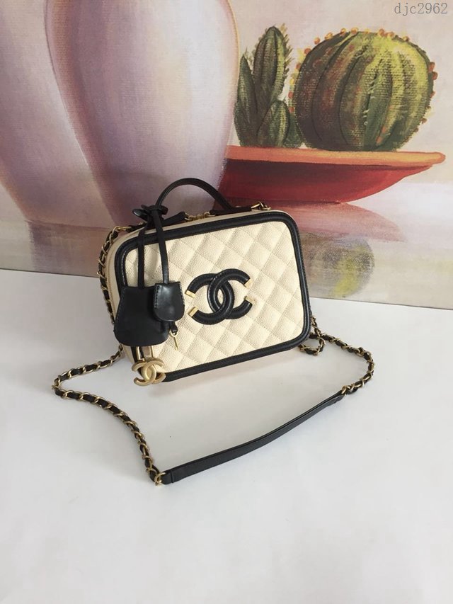Chanel女包 93342 四方盒化妝包 魚子醬牛皮 香奈兒化妝包 Chanel手提斜挎包  djc2962