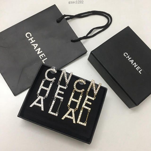 chanel耳環 專櫃最新款 爆款耳環 全手工鑲仿真鑽 香奈兒耳環  gzsc1282