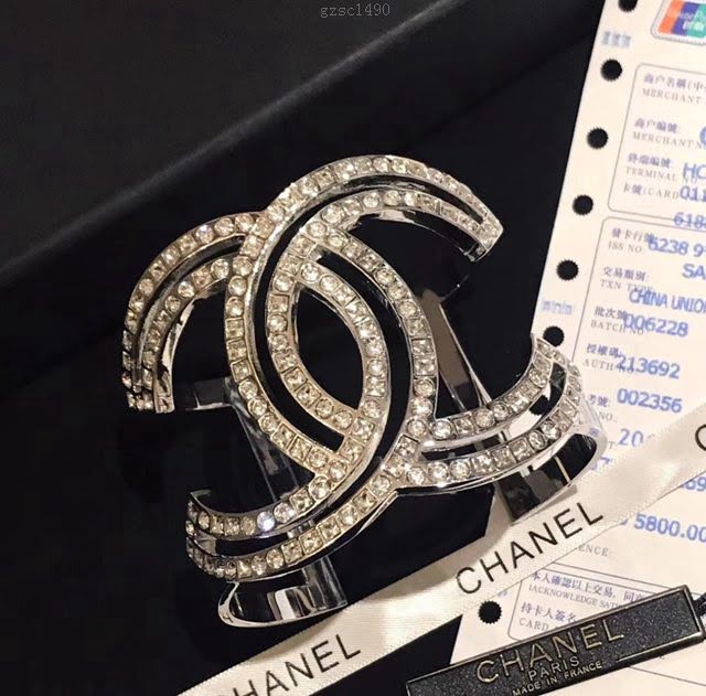 chanel手鏈 小香鏤空方鑽 香奈兒手鐲  gzsc1490