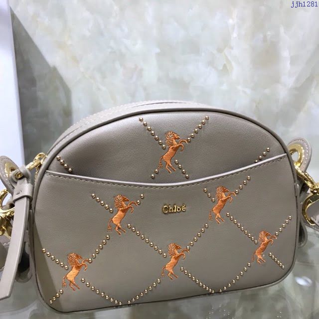 Chloe女包 克洛伊經典Signature駿馬刺繡鉚釘腰包胸包 Chloe拉鏈款斜挎包  jjh1281