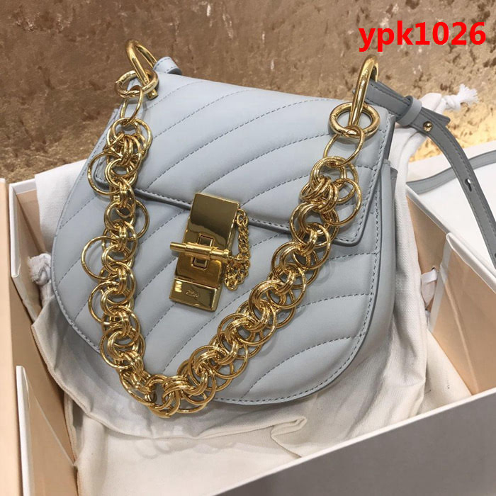 Chloe克洛伊 2018 最新一季春夏主打款 金屬圈手柄 小豬包  ypk1026