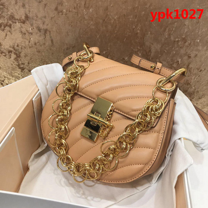 Chloe克洛伊 2018 最新一季春夏主打款 金屬圈手柄 小豬包  ypk1027