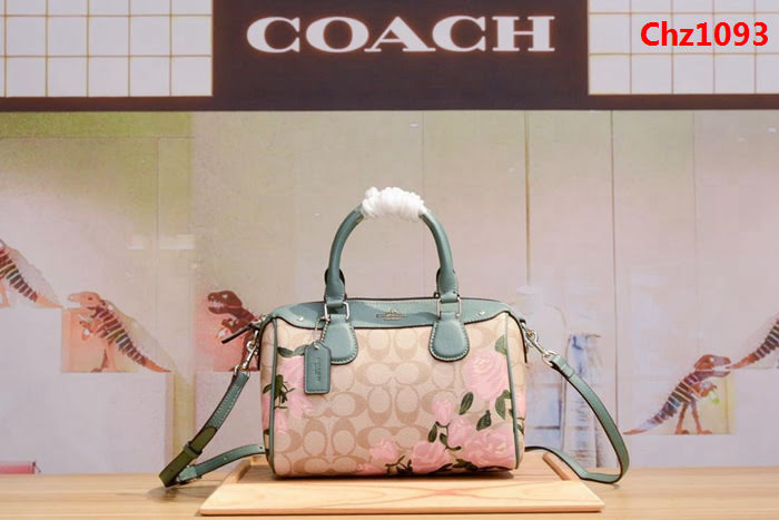 COACH蔻馳 新款 C家 25870 波士頓枕頭包 絲印玫瑰花  Chz1093