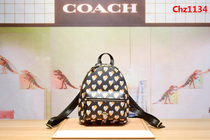 COACH蔻馳 25915 愛心款迷你背包 潮流時尚兼實用 出門出遊 必備單品 小巧可愛款  Chz1134