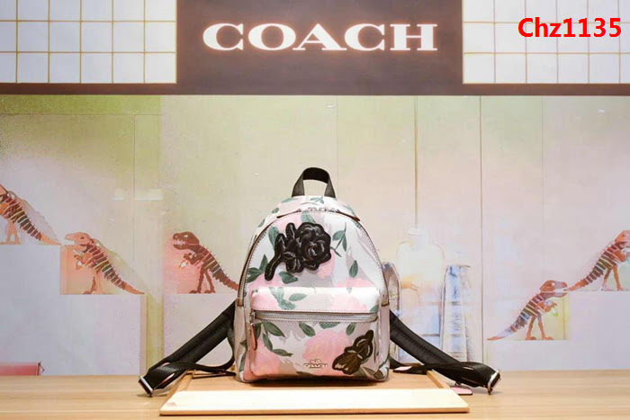 COACH蔻馳 25869 春夏新款 花朵mini背包 小巧可愛款 出街必備單品 花卉系列 百搭款  Chz1135