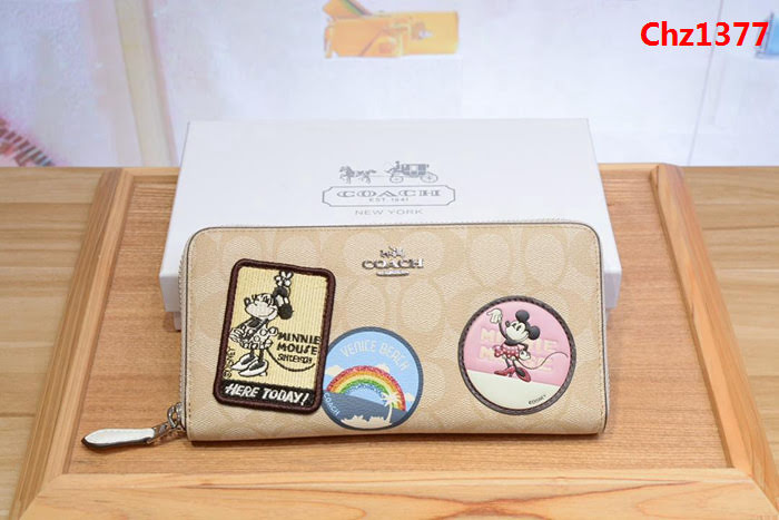 COACH蔻馳 2018專櫃新品 31350 迪士尼合作款 米奇女士長款錢包  Chz1377