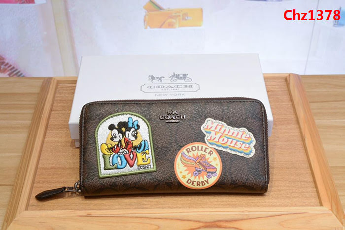 COACH蔻馳 2018專櫃新品 31350 迪士尼合作款 米奇女士長款錢包  Chz1378