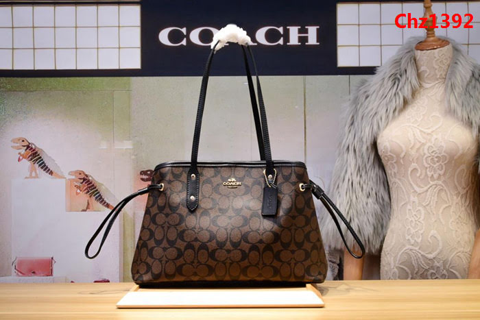 COACH蔻馳 原單 57842 PVC配頭層牛皮 經典百搭款 抽繩款戴妃包 手提斜挎包  Chz1392